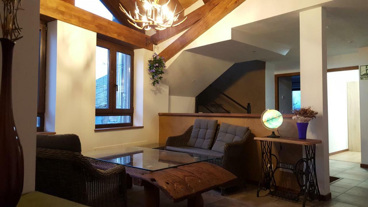 La Posada Del Druida Foncebadon Εξωτερικό φωτογραφία