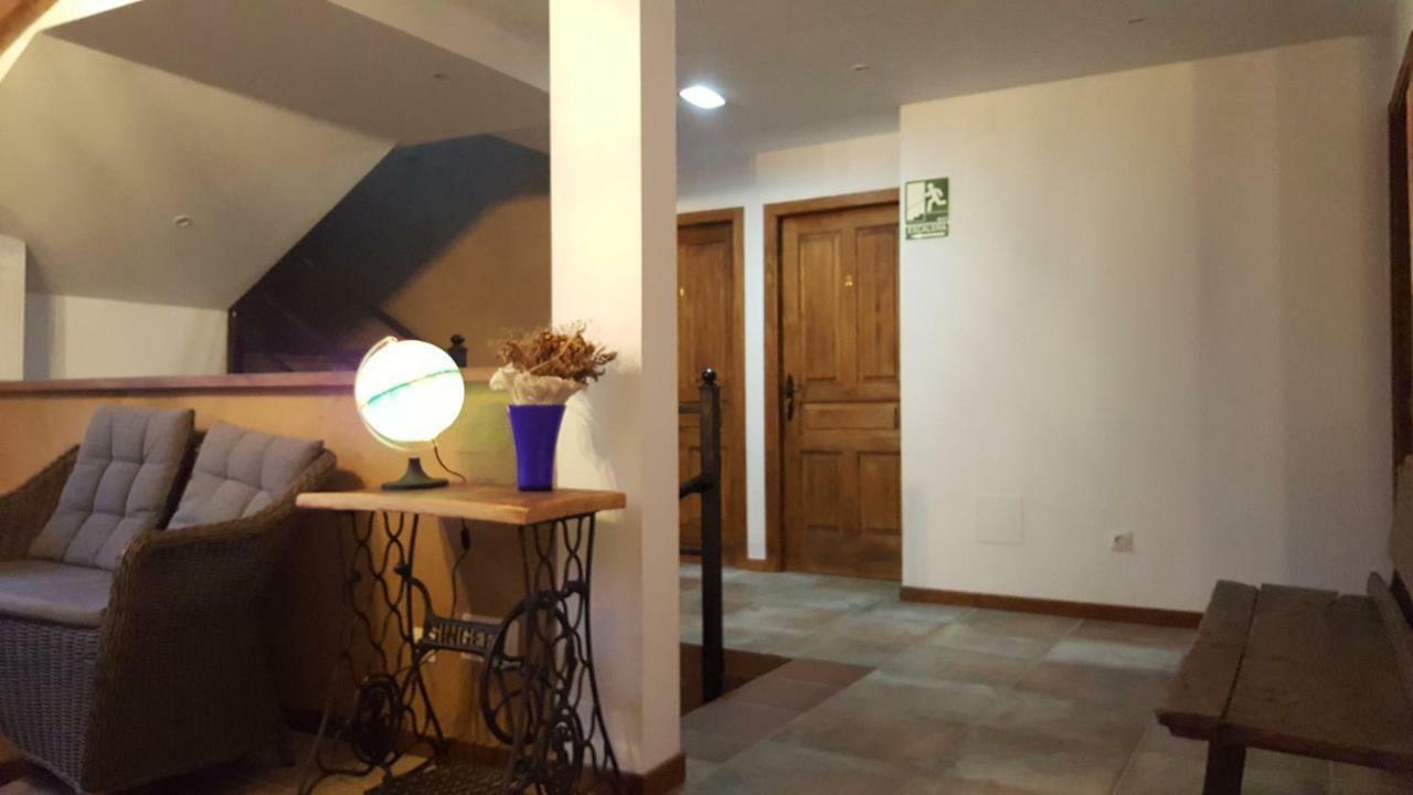 La Posada Del Druida Foncebadon Εξωτερικό φωτογραφία